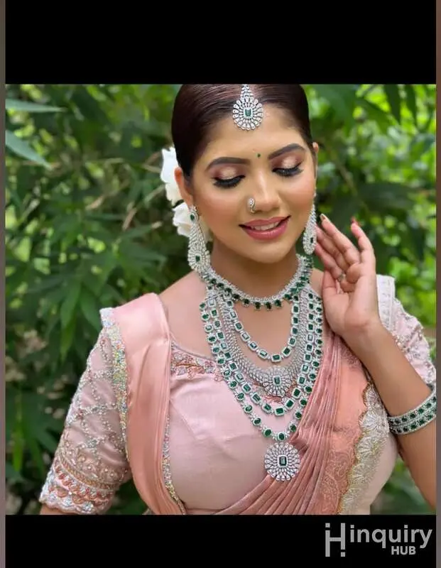 Make Up Artist Shwetha