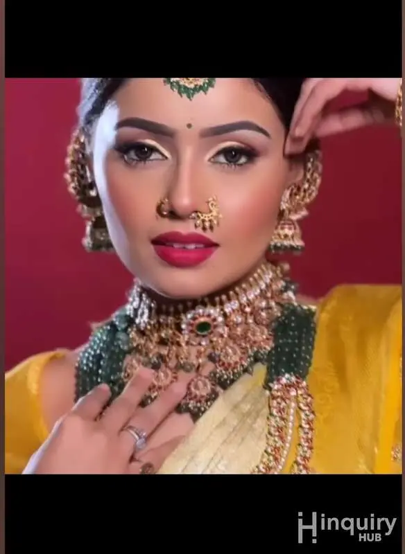 Make Up Artist Shwetha