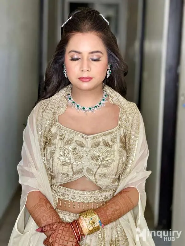 Raksha Pareek Makeup Studio And Academy