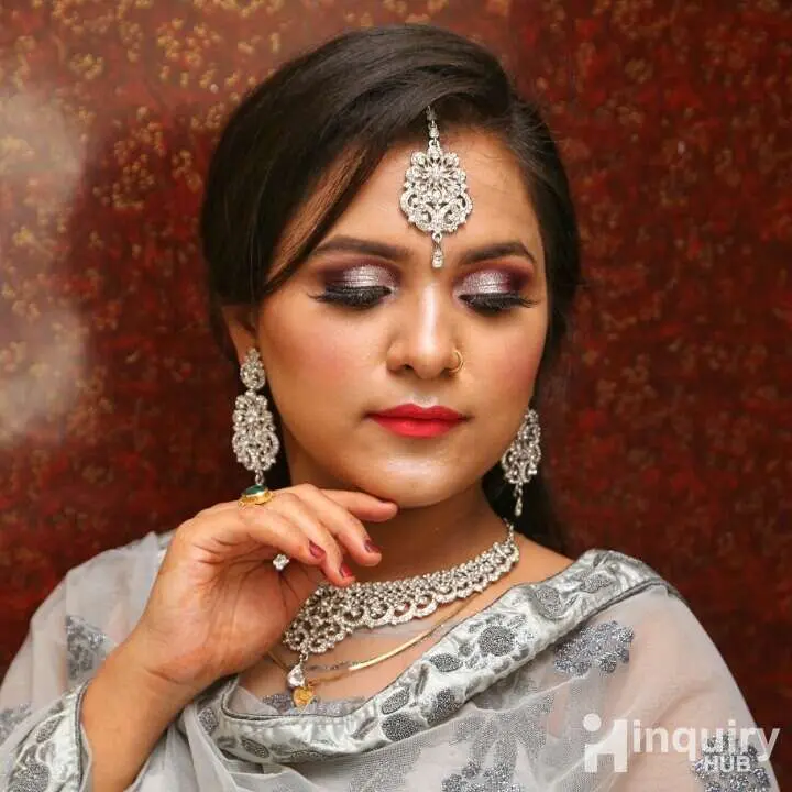 Shanaya Makeovers (freelancer)