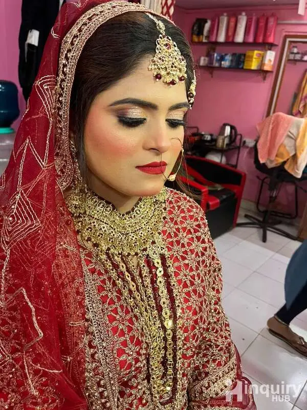 Shanaya Makeovers (freelancer)