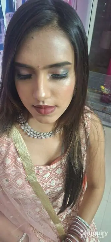 Maxtrixnailmakeupstudio