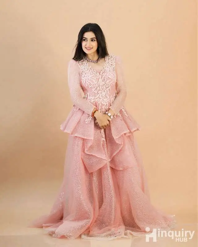 Mrunal Makeover