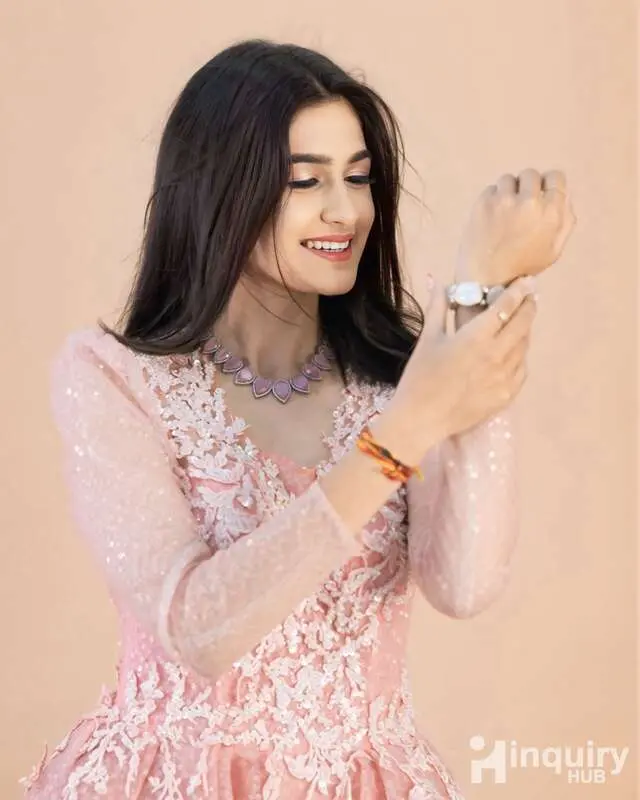Mrunal Makeover