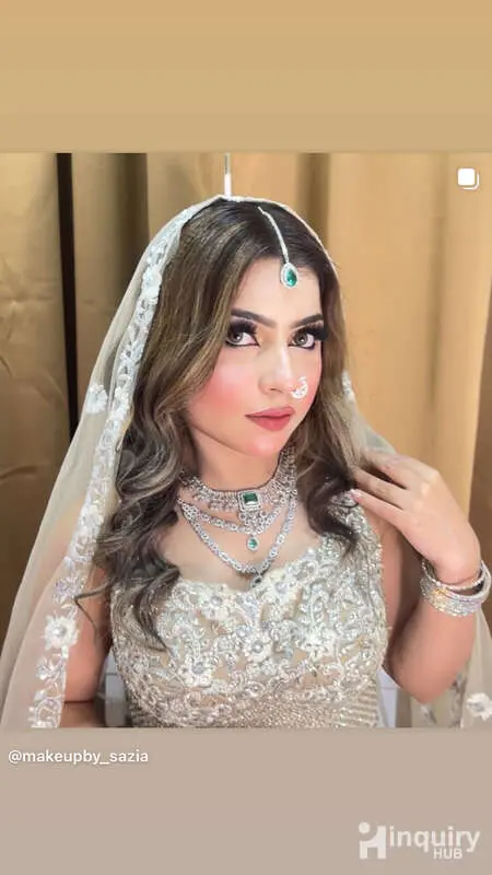Makeupby_sazia