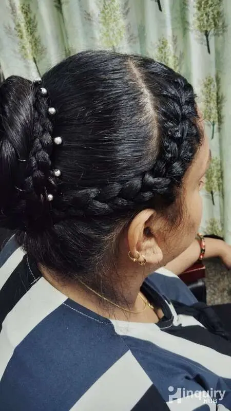 Max Beauty Parlour
