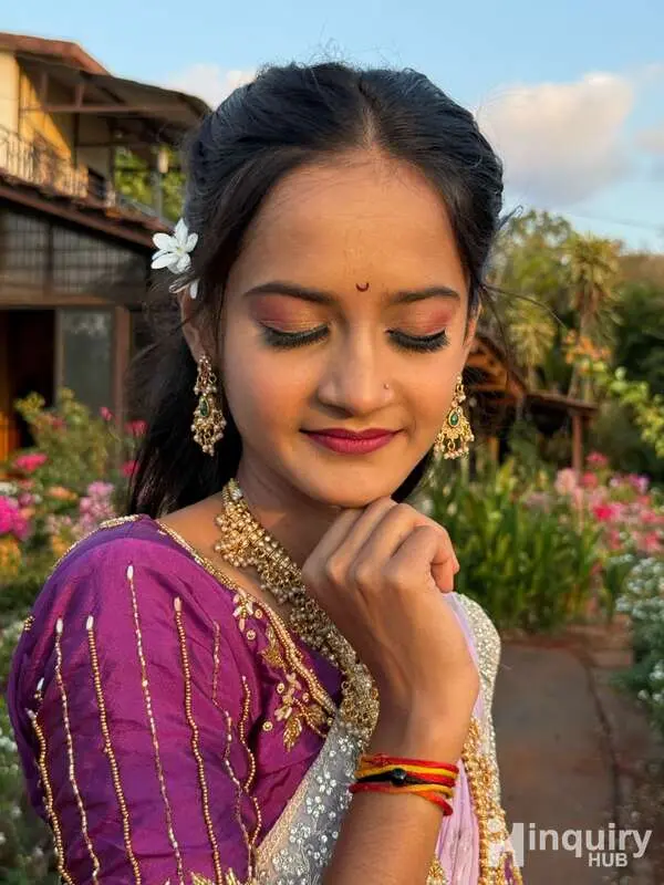 Makeupartist Prajakta Jawalkar