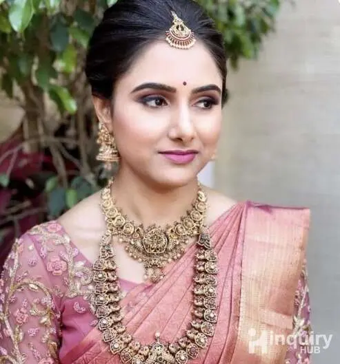 Pranouthi Baldwa Makeup Artist