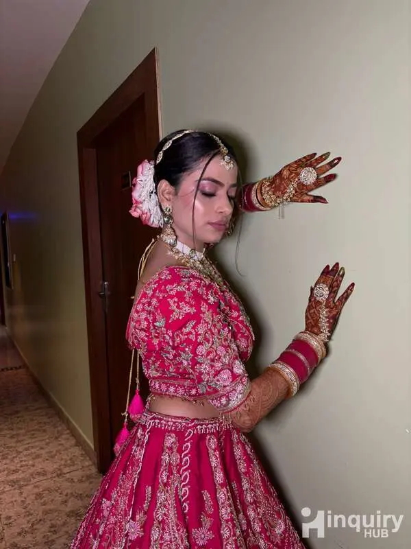 Glamfaceby Lovely