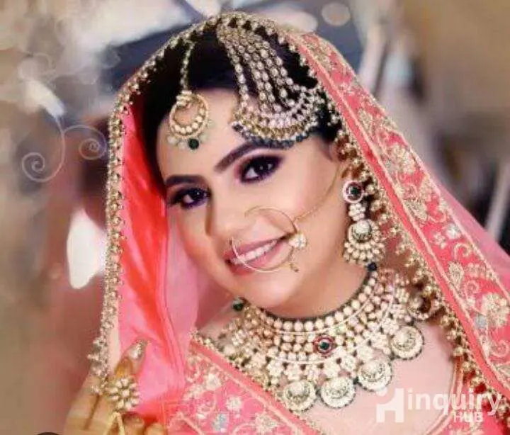 Arshi Makeovers