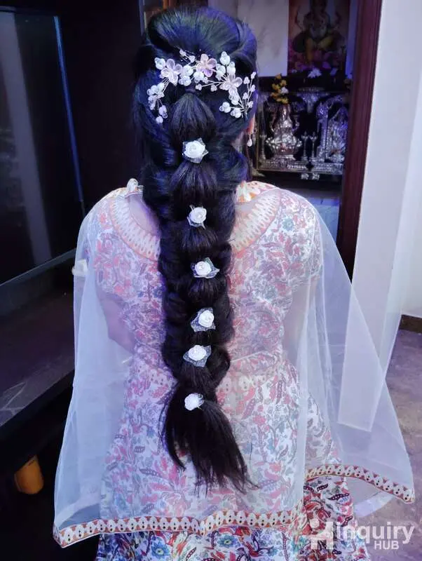 Maahi Makeup Artist