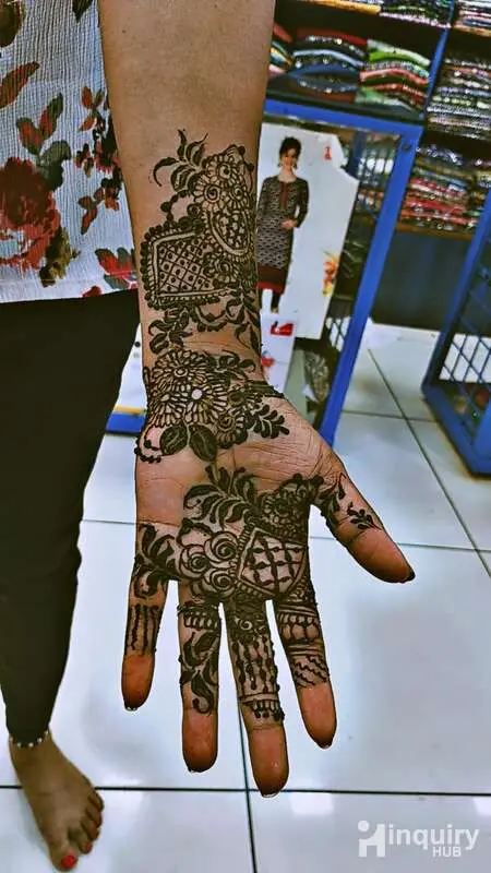 Maahi Makeup Artist