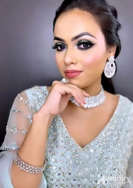 Gurshika Makeup Artist