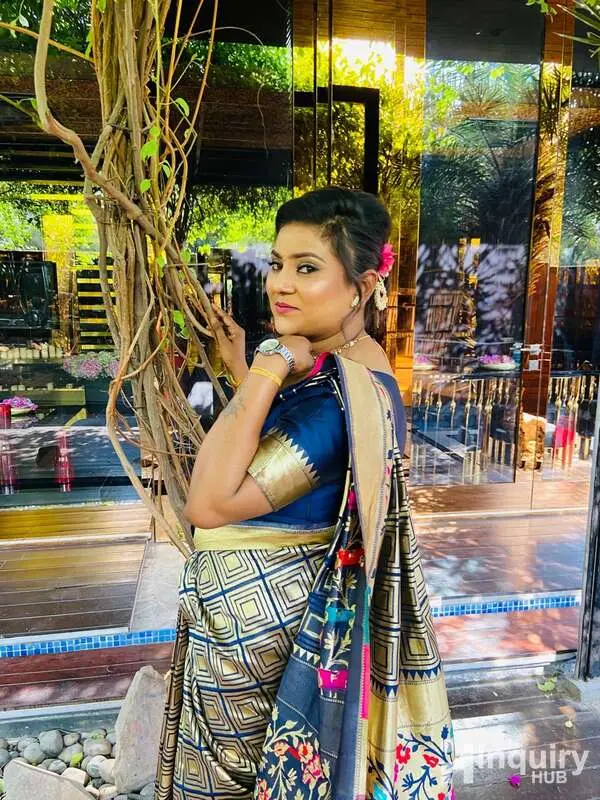 Makeupwitharuna