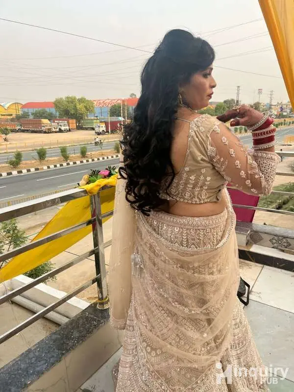 Pooja Vaishnav Makeover