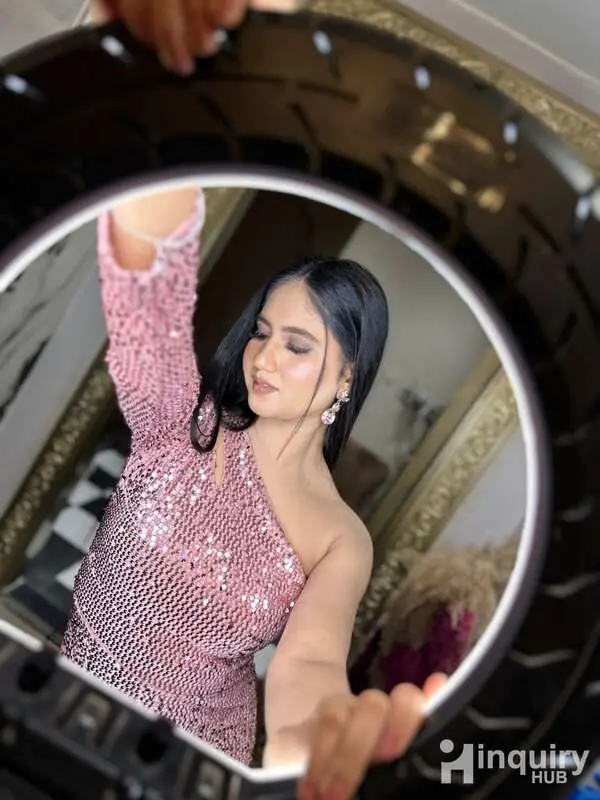 Glamwithjiyaa