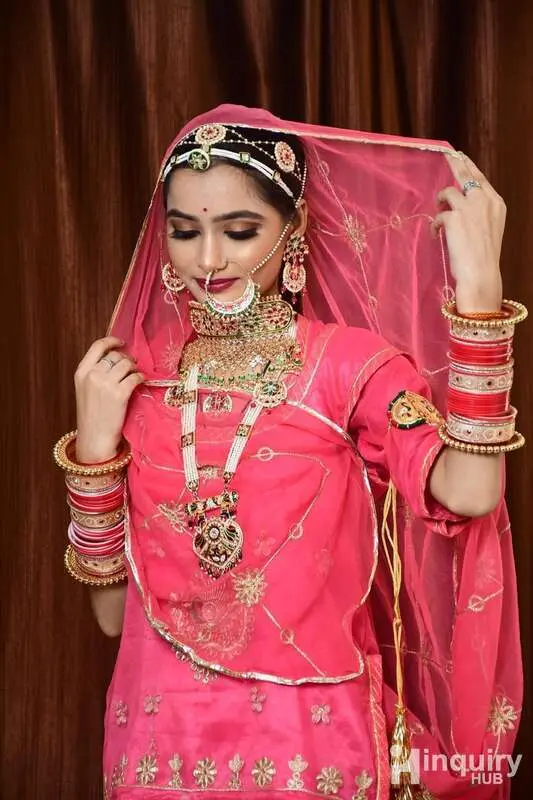 Fine Makeup Vines By Himanshi