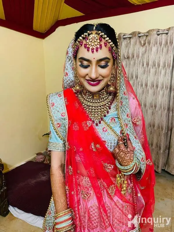 Fine Makeup Vines By Himanshi