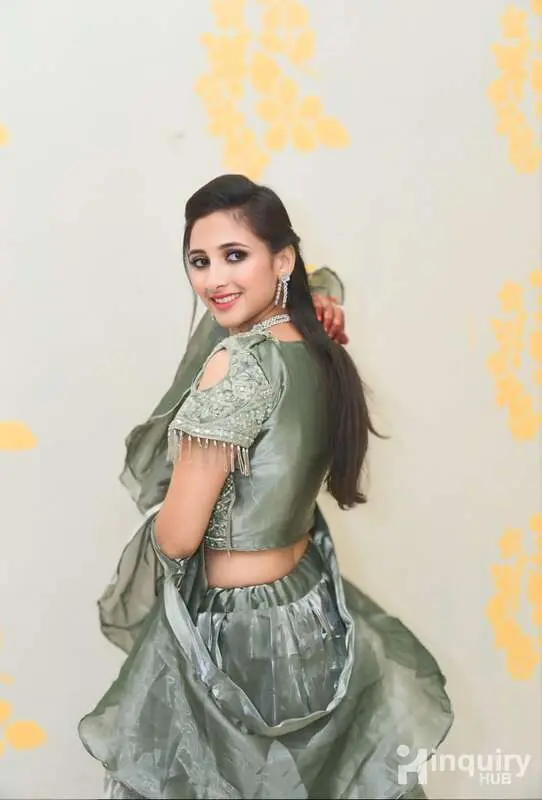 Makeupbyvanshikaghodela