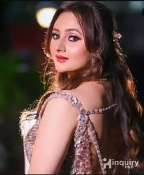 Glamstoriesbyreshmi