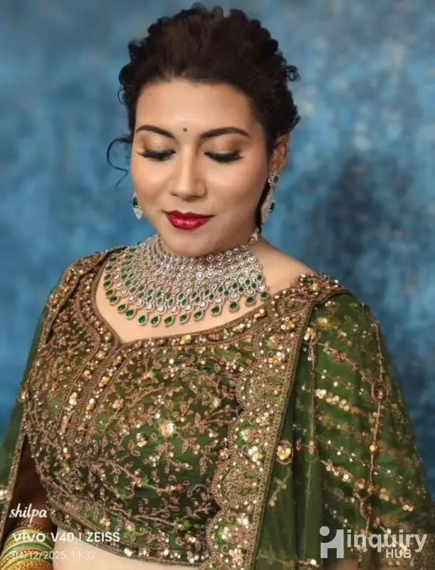 Professional Make Up Artist