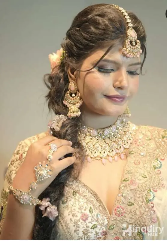 Akshu Makeovers