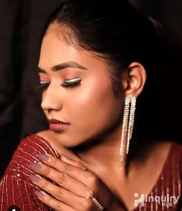 Roshani Artistry
