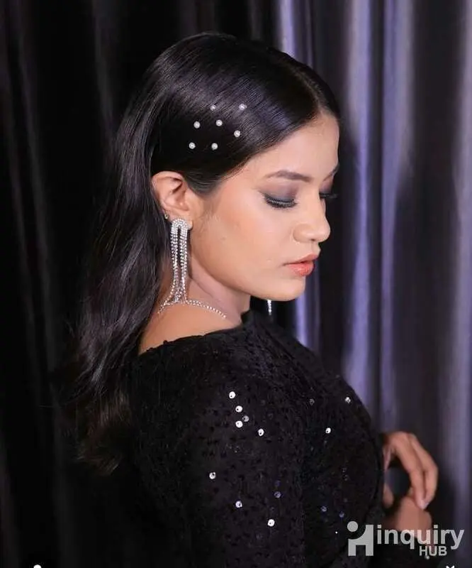Roshani Artistry