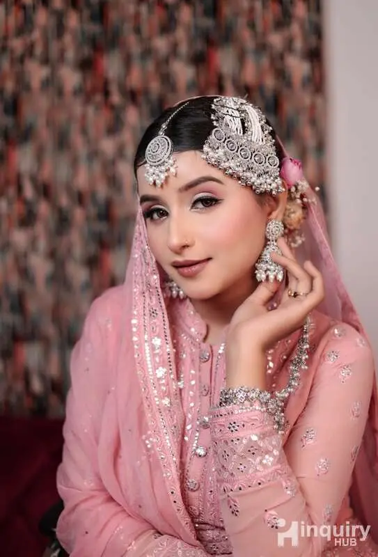 Maryam Nafis Makeup Artist