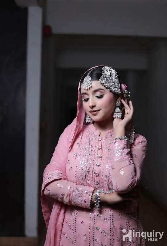 Maryam Nafis Makeup Artist