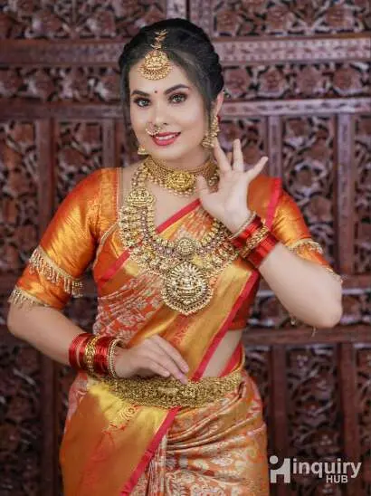 Bindu Makeover Salon &makeover_by_bindu.bharathi
