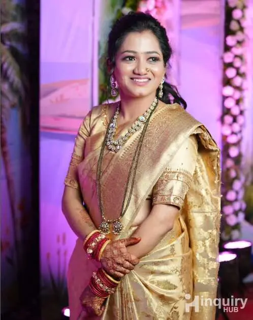 Pranjallonkar_makeupartist