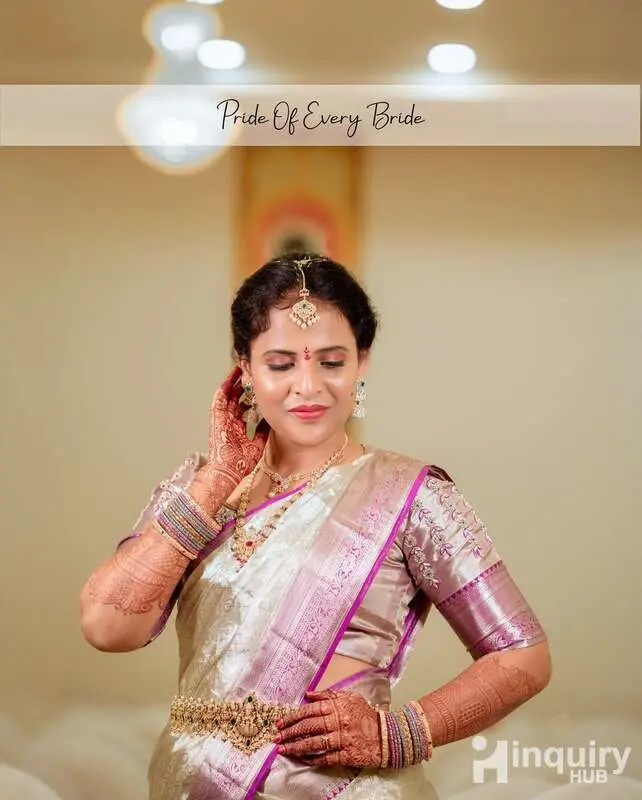 Sravani Makeovers