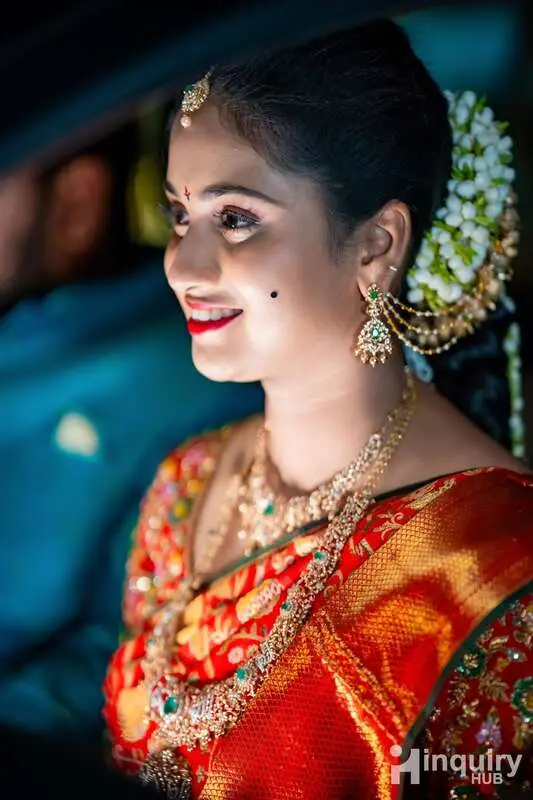 Sravani Makeovers