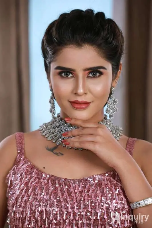 Karthigas Makeoverr