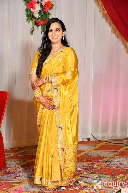 Khushi Gupta Makeup