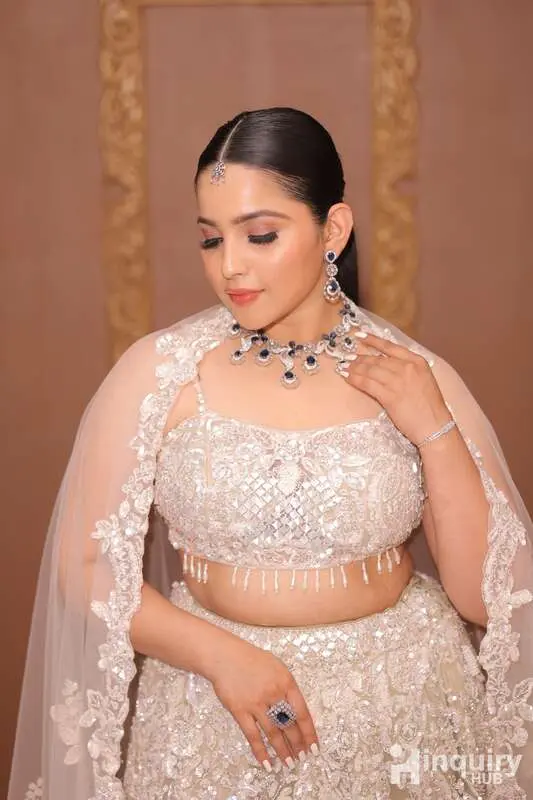 Khushi Gupta Makeup