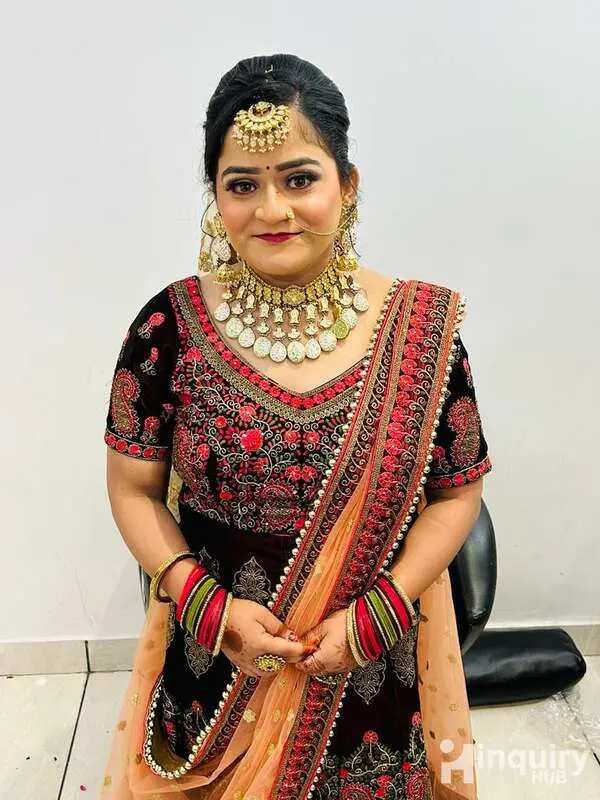Makeupovers By Riya