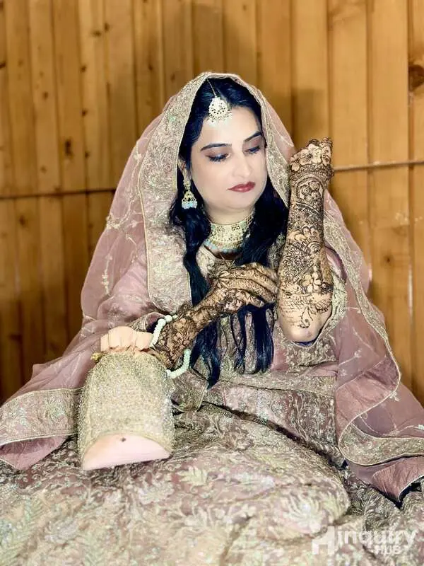 : Samaira Makeup Artist