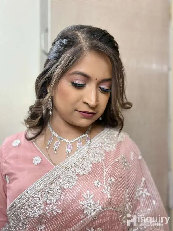 Khushbu Khatri Makeup Artist