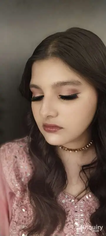 Laara_belle_brush