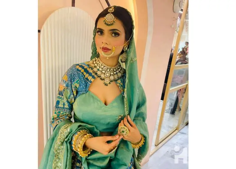 Shahreen Makeup Artist