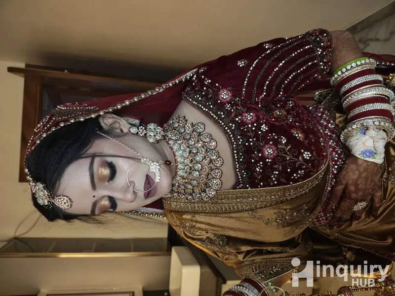 Akarshan Beauty Saloon