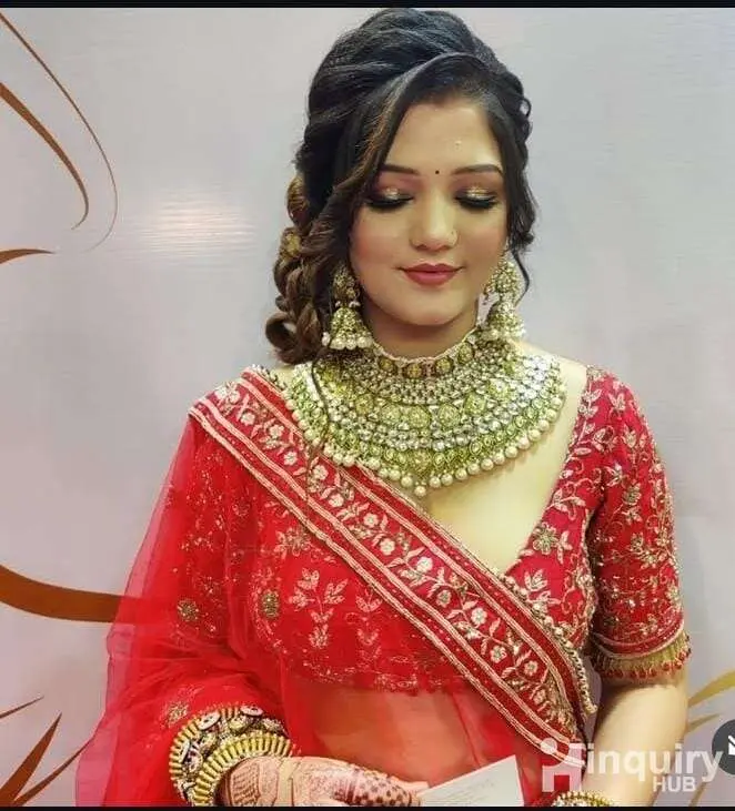 Shradha Makeup Artist