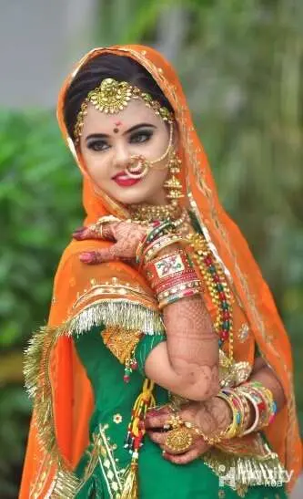 Kalgi Beauty Parlour