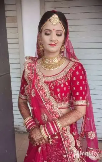 Kalgi Beauty Parlour