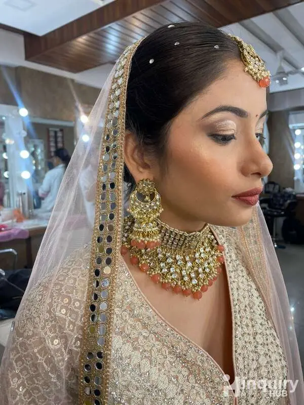 Unnati / Reena Makeup Artist