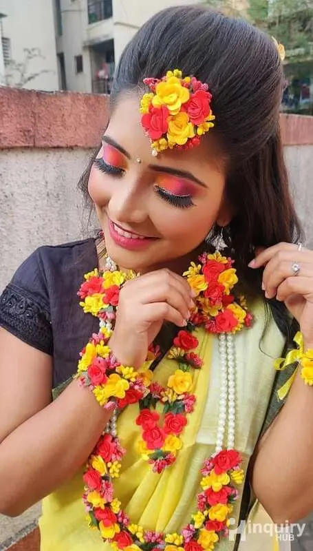 Rutuja's Makeover & Home Services