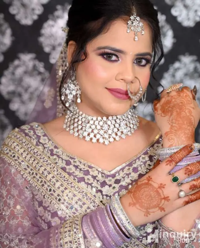 Arti Makeup Artist
