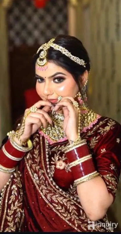 Arti Makeup Artist